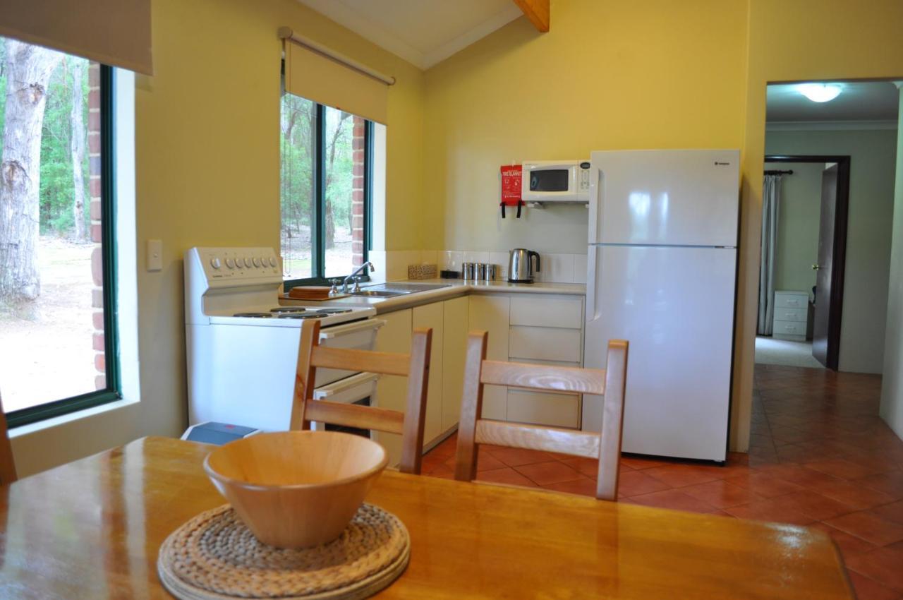 פרמברטון Karri Valley Chalets מראה חיצוני תמונה